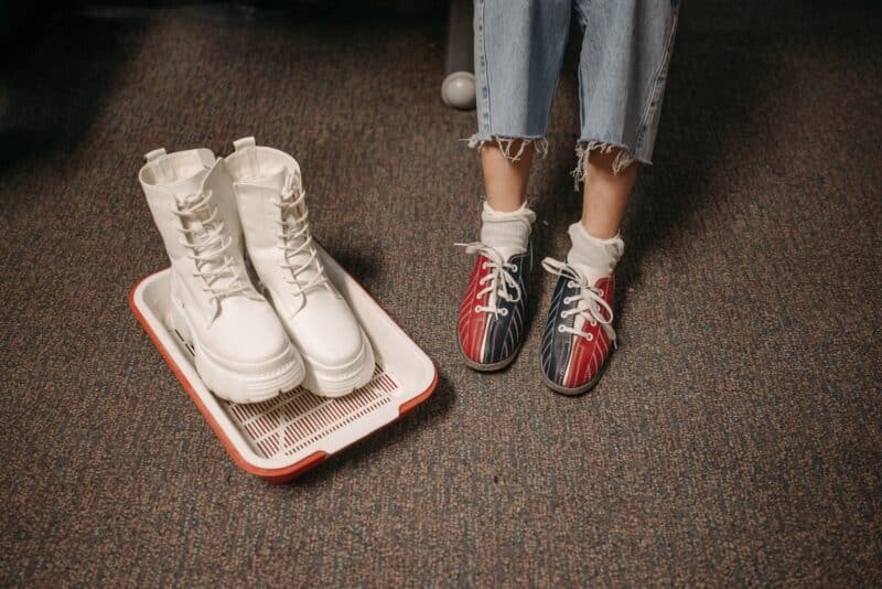 Os sapatos que sustentam qualquer guarda-roupa: guia dos modelos essenciais