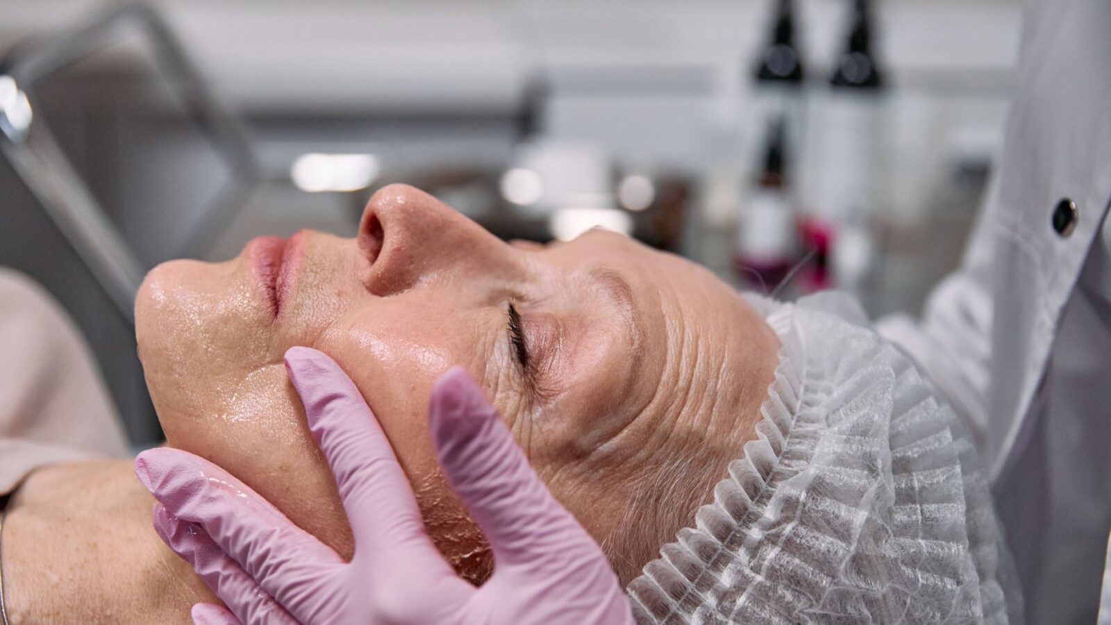Skincare depois dos 40: os ativos que realmente fazem diferença na pele madura